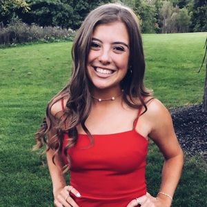 Meet your Posher, Julia